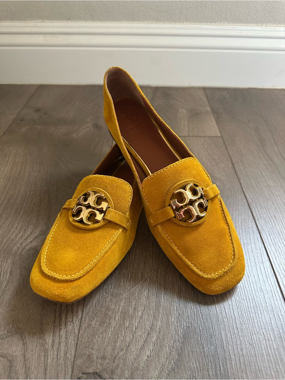 Tory Burch Women’s Mustard Yellow Soft Suede Logo Loafers - Picture 13 of 15
